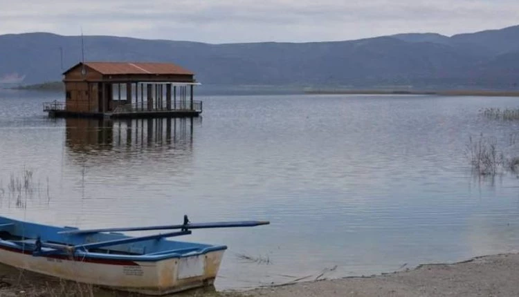 Φλώρινα: Προληπτική απαγόρευση κολύμβησης στη Βεγορίτιδα